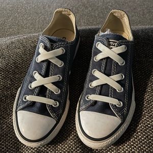 🎉SALE🎉Little Boy’s Converse